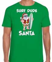 Surf dude santa fun kerstshirt outfit groen voor heren